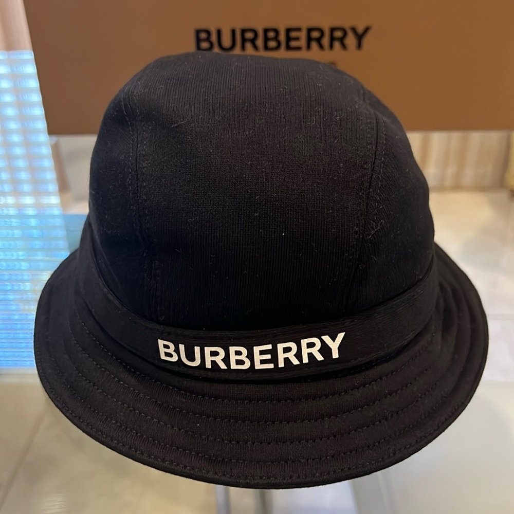 🔥🔥🔥Burberry hat